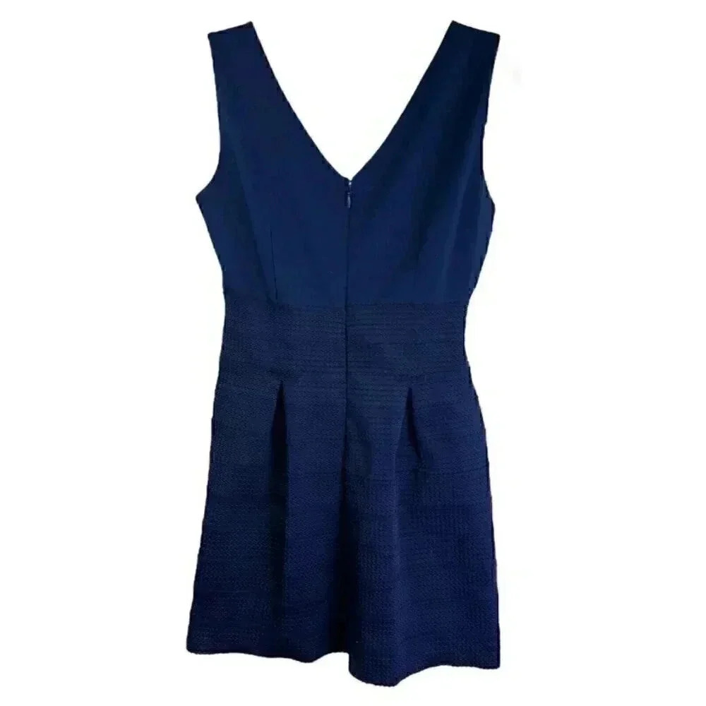 New York & Company Navy blue sleeveless cocktail dress XXL Stretch - Picture 2 of 6
